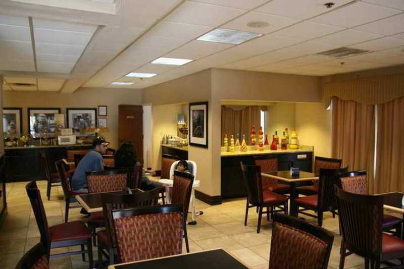 Hampton Inn Commerce Étterem fotó